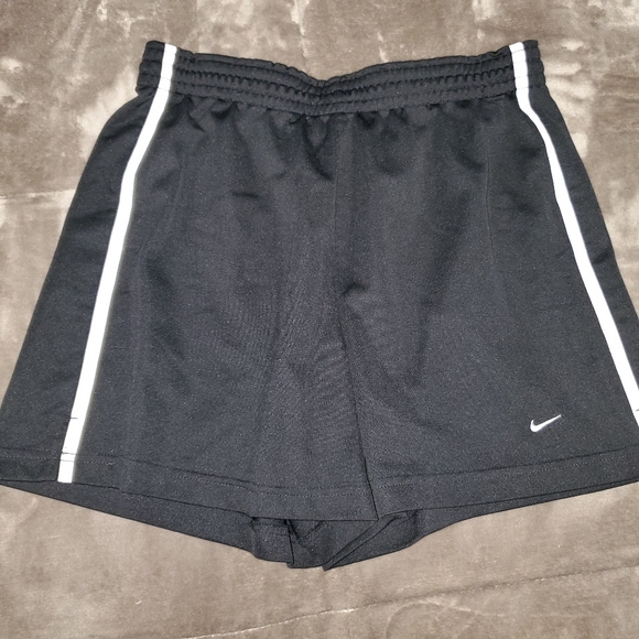 Nike Pants - Nike athletics shorts